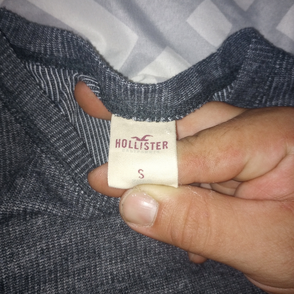 Hollister thermal shirt - Picture 3 of 3